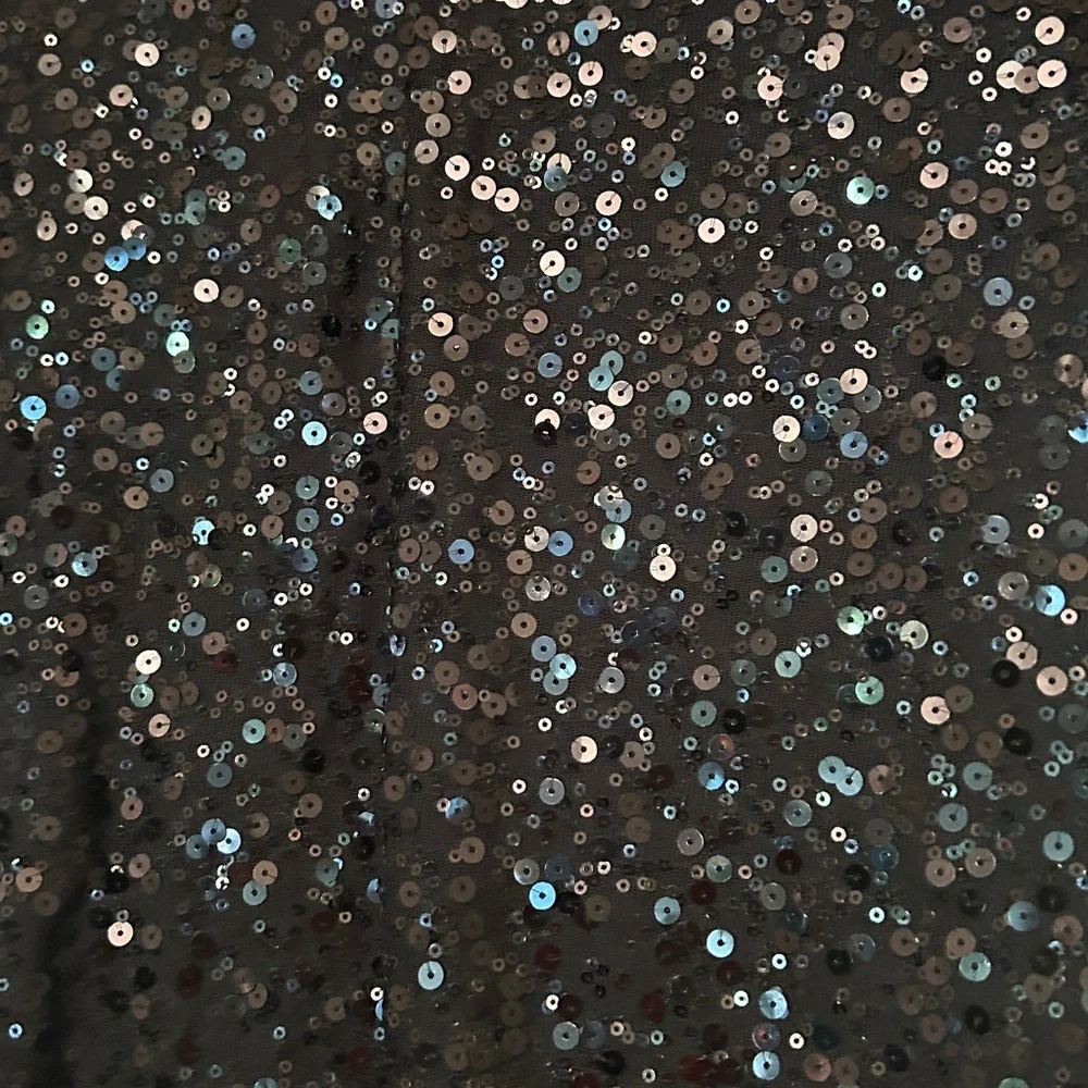 Express Sequin V-Neck Blouse S Black Festive Holiday Cocktail Party Date Night